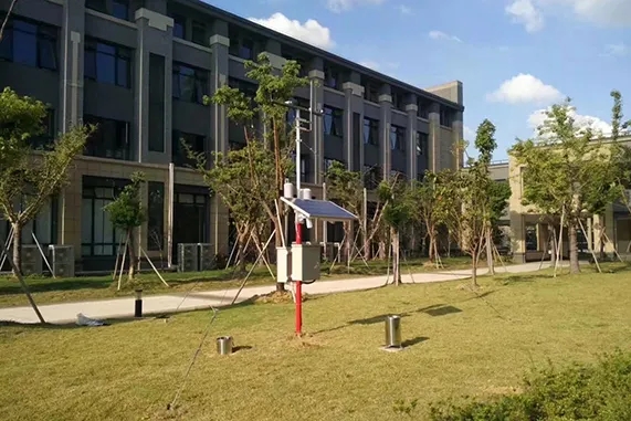 校园气象站.jpg